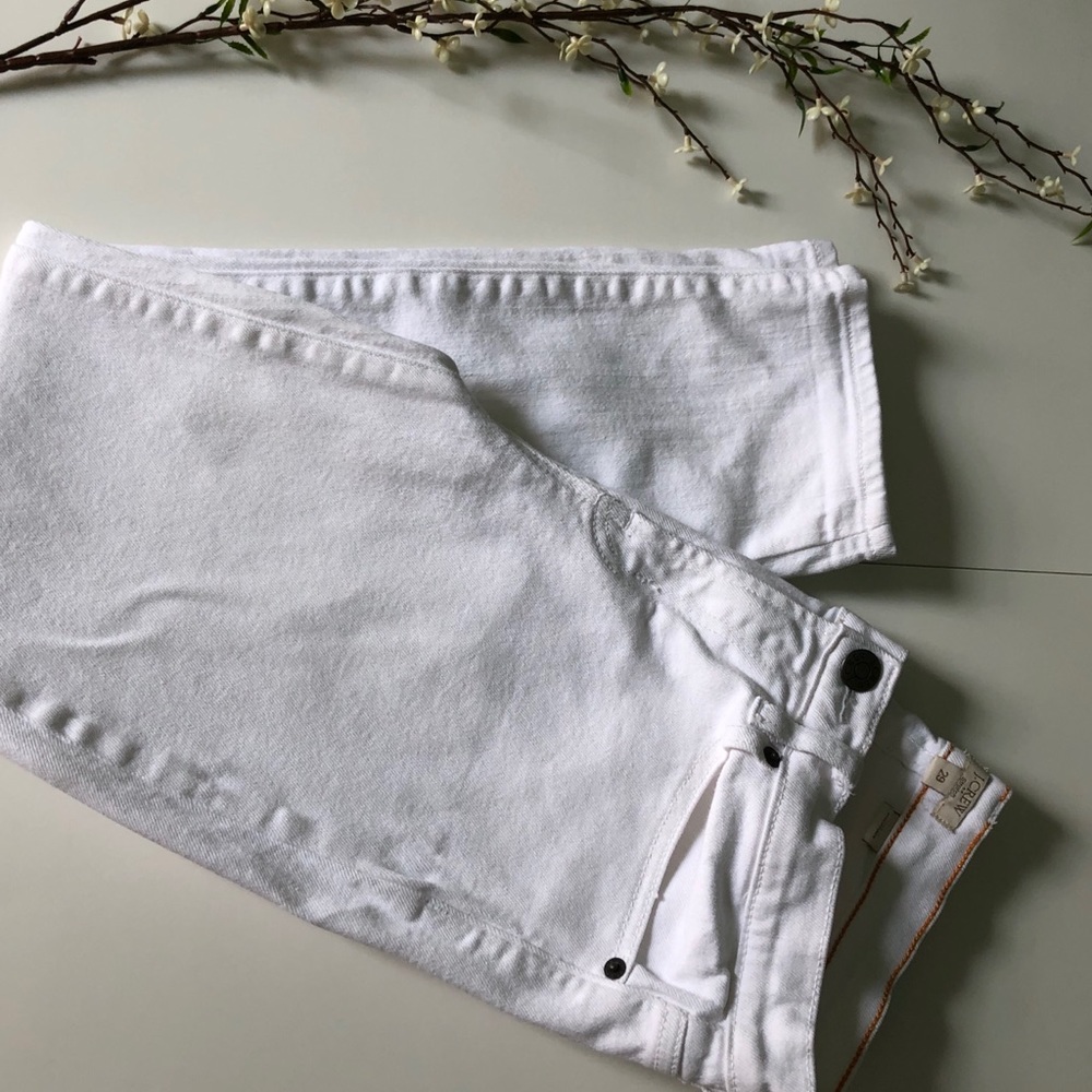 Cropped J. Crew white jeans.